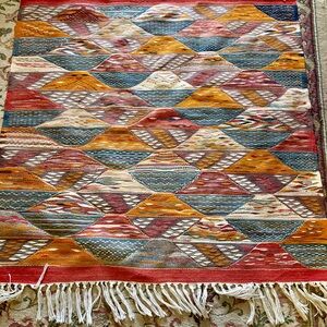 Moroccan Rug Kilim handwoven made from natural wool
